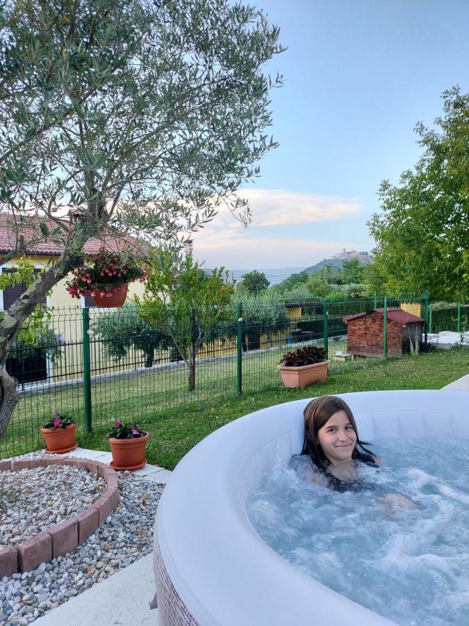 Teta San Hotell Motovun Eksteriør bilde